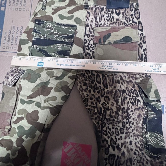 THRT Patchwork Cargo Pants Camo Leopard Print Distressed Size 30 - Picture 4 of 11
